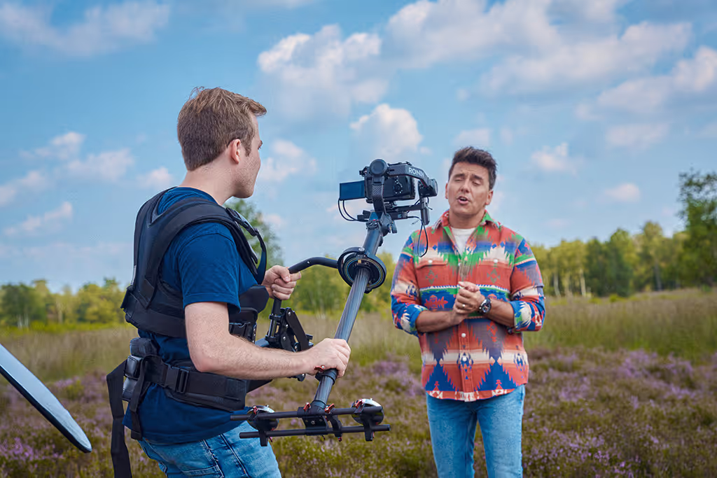Jan Smit tijdens de opnames van Zolang je bij me bent