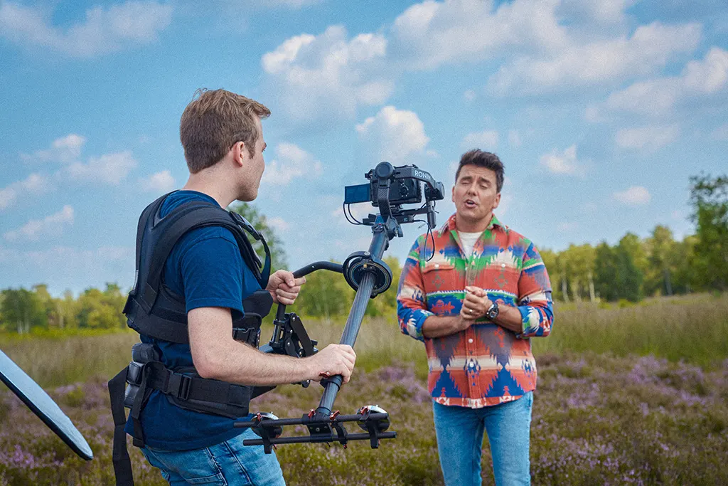 Jan Smit tijdens de opnames van Zolang je bij me bent
